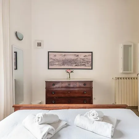 Porcellana Double Apartment Florence
